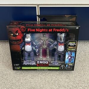 Five Nights At Freddy’s Endo Series Classic Bonnie & Withered Bonnie Jazwares